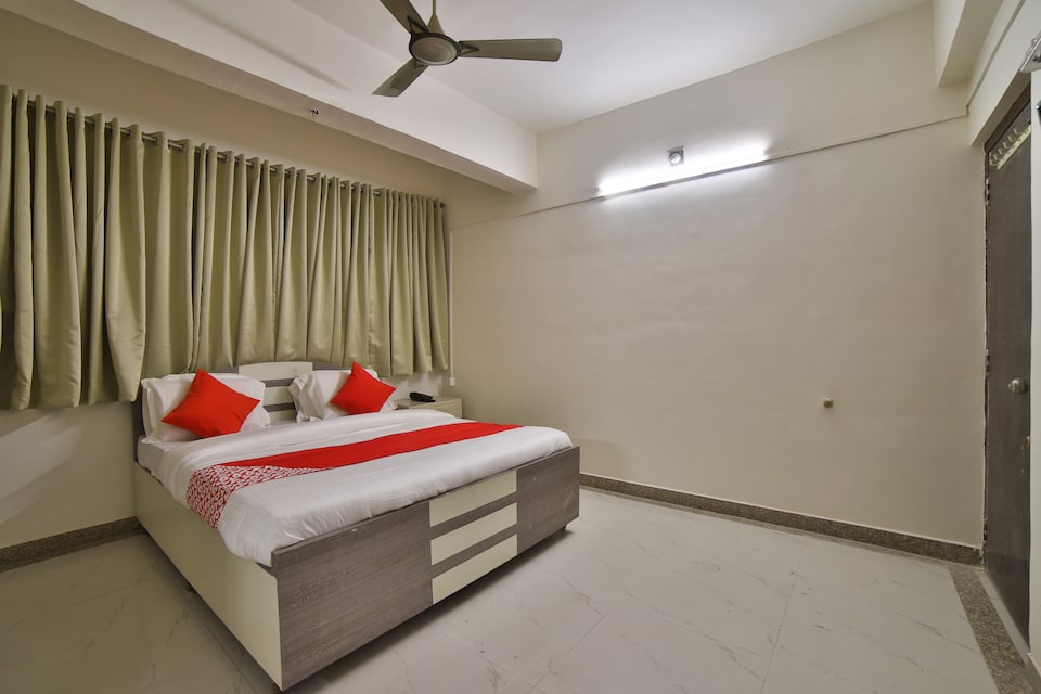 OYO 29381 Motel Bapa's, Gnaesh Chokdi, Anand