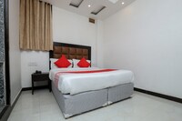 OYO 29389 Delhi Empire