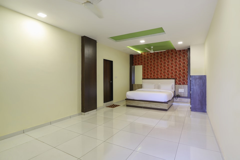 SPOT ON 29399 Purohit Palace, SP Ring Road Nikol-Odhav, Ahmedabad