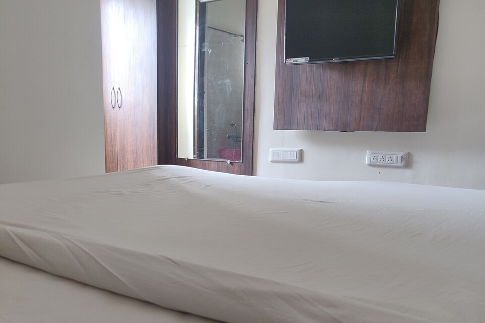 SPOT ON 29404 Kruthika Comforts, Hassan, Hassan