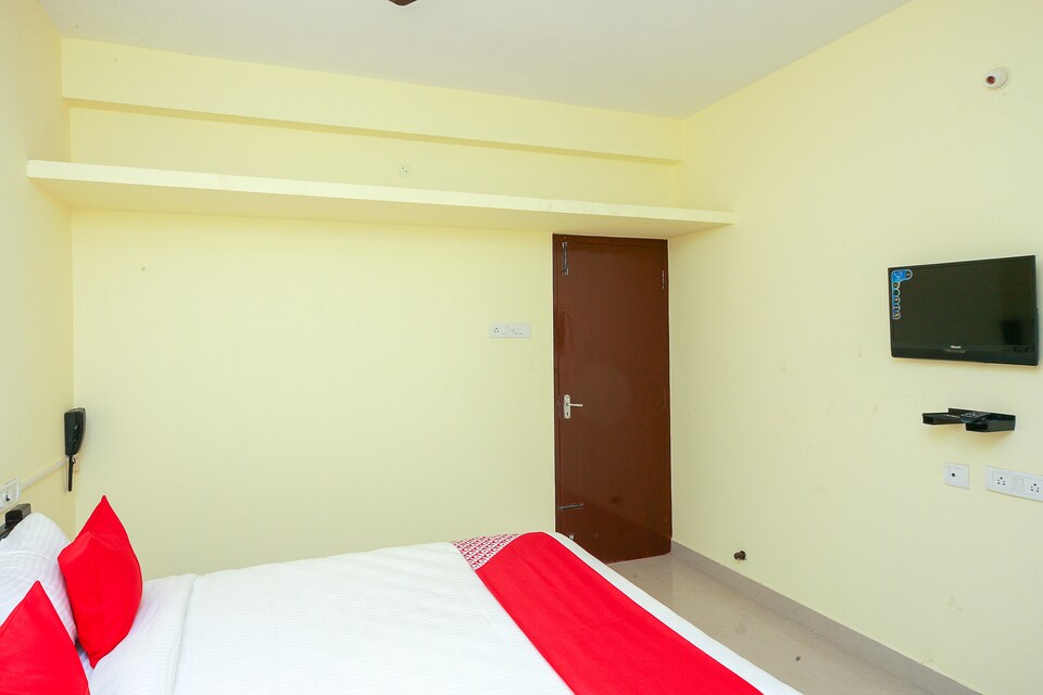 OYO 29425 Residency Inn, GST Chennai, Chennai