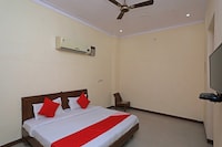 OYO 29427 Mehak Garden