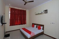 OYO 29427 Mehak Garden