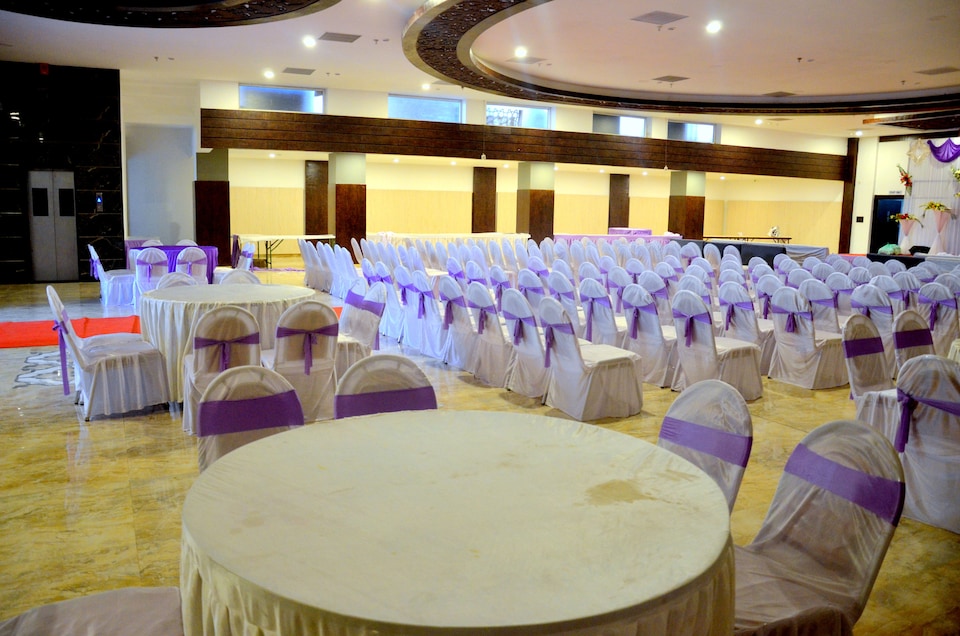 OYO 3403 Vijay Paradise, Vikas Nagar Lucknow, Lucknow