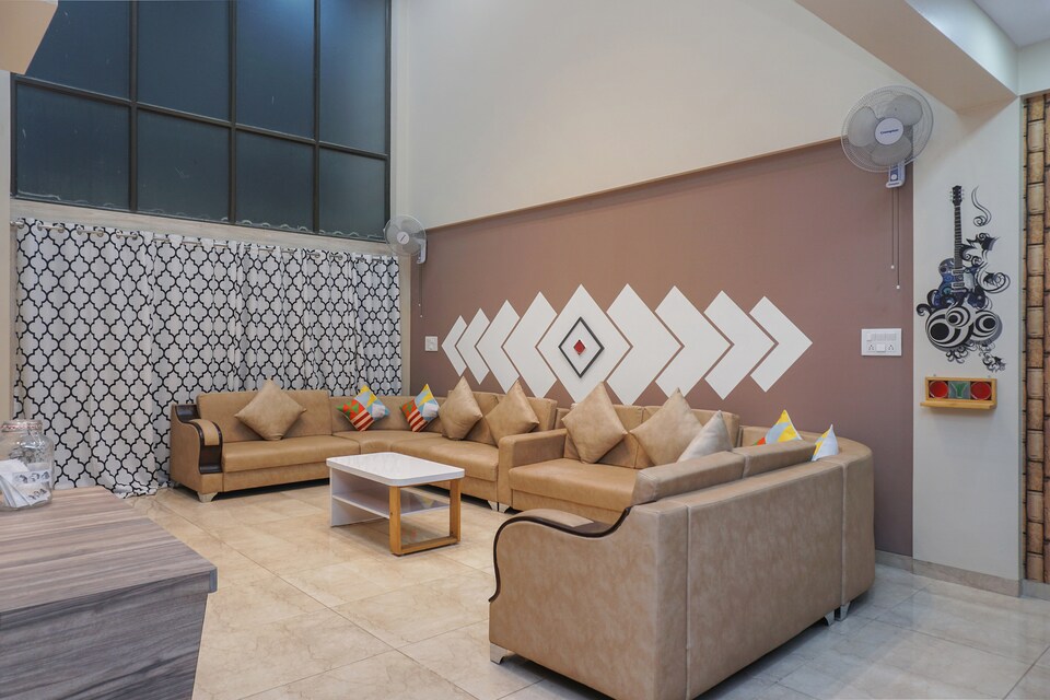 OYO Home 29516 Luxurious Stay Pisoli, Pune Camp, Pune