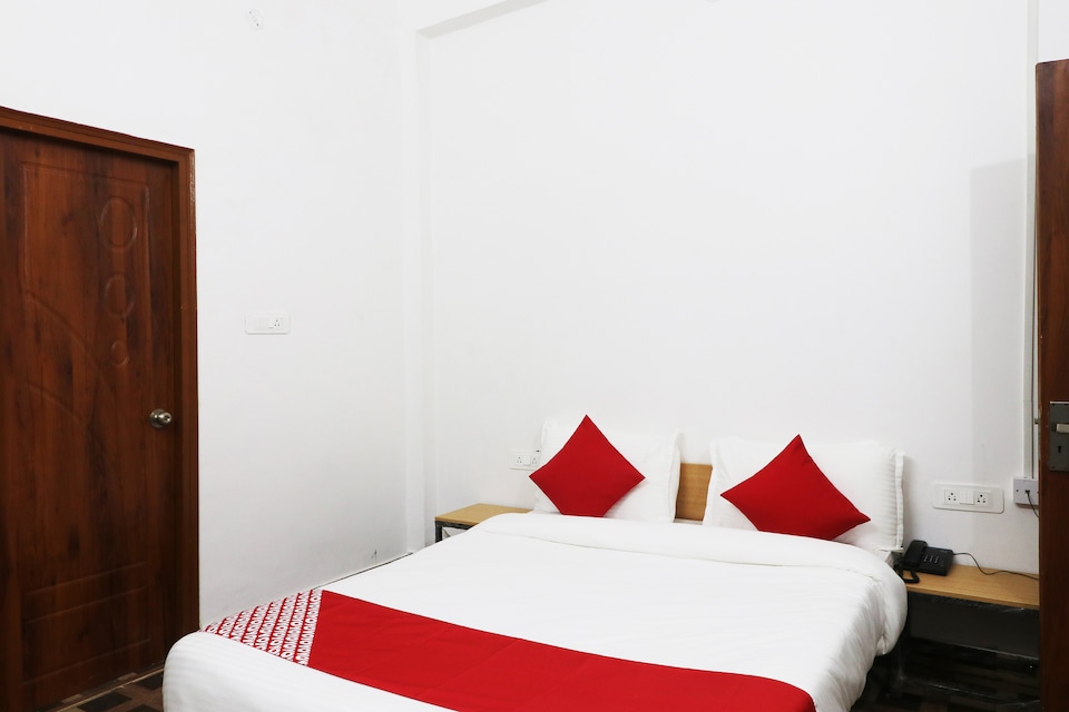 Flagship Ivory Malhaur Guest House, Gomti Nagar Extension Lucknow, Lucknow