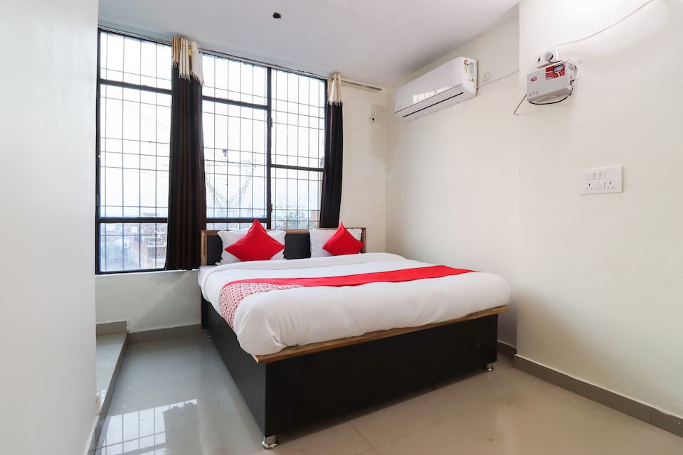 OYO 29536 Hotel Sr Inn, Alambagh Lucknow, Lucknow