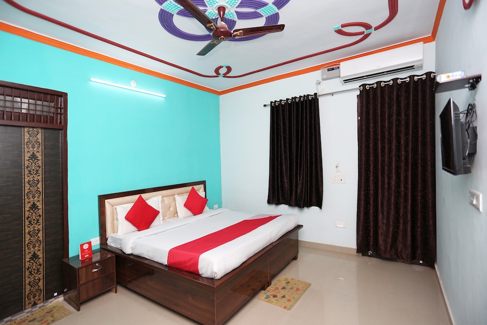 OYO 29583 Radhika Kunj Guest House, Iskcon Vrindavan, Vrindavan