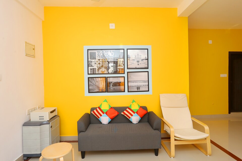 OYO Home 29588 Contemporary 2 BHK Aluva, Aluva Kalamassery Kochi, Kochi