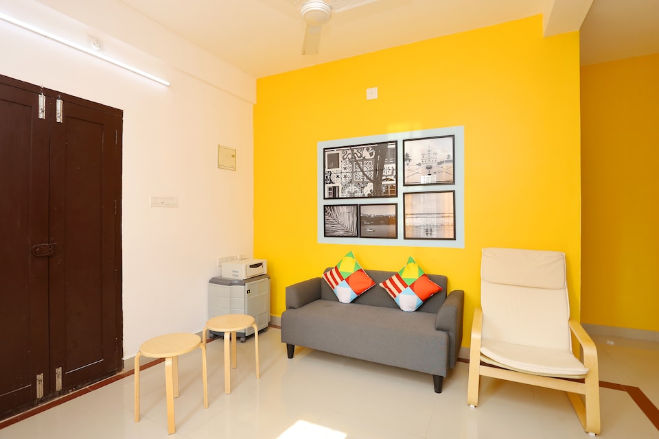 OYO Home 29588 Contemporary 2 BHK Aluva, Aluva Kalamassery Kochi, Kochi