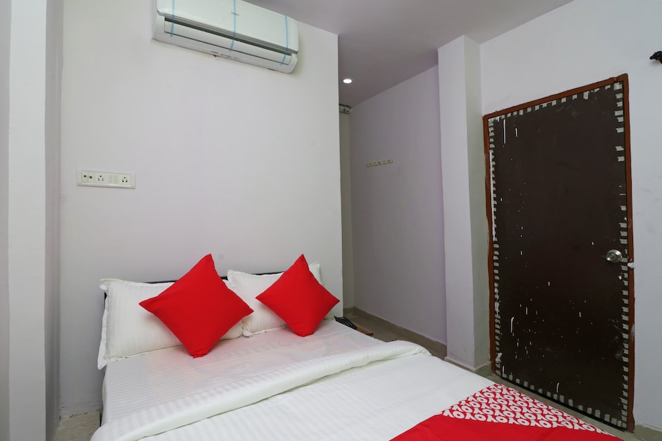 Hotel O P2 , MP Nagar Bhopal, Bhopal