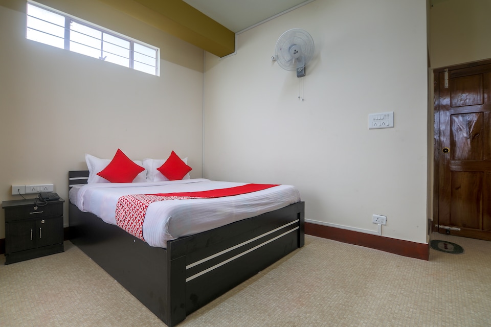 OYO 29594 हॉलिडे रेस्ट इन् गेट हाउस , Laban, शिलांग