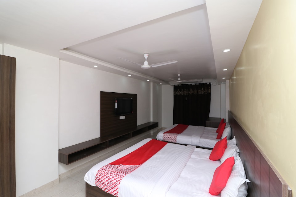 OYO 29611 Ramanuj Mansion, Kota, Kota