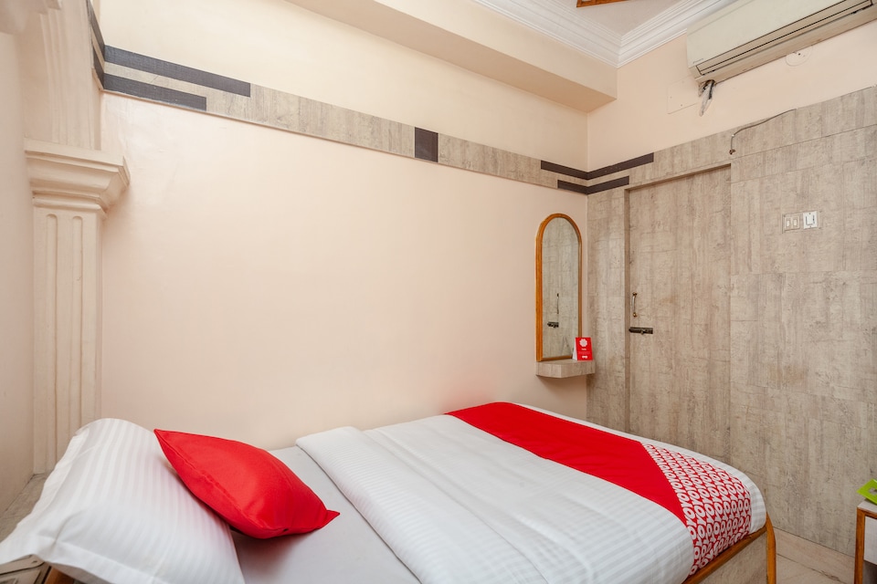 OYO 29614 Jjs Park Inn, T Nagar Chennai, Chennai