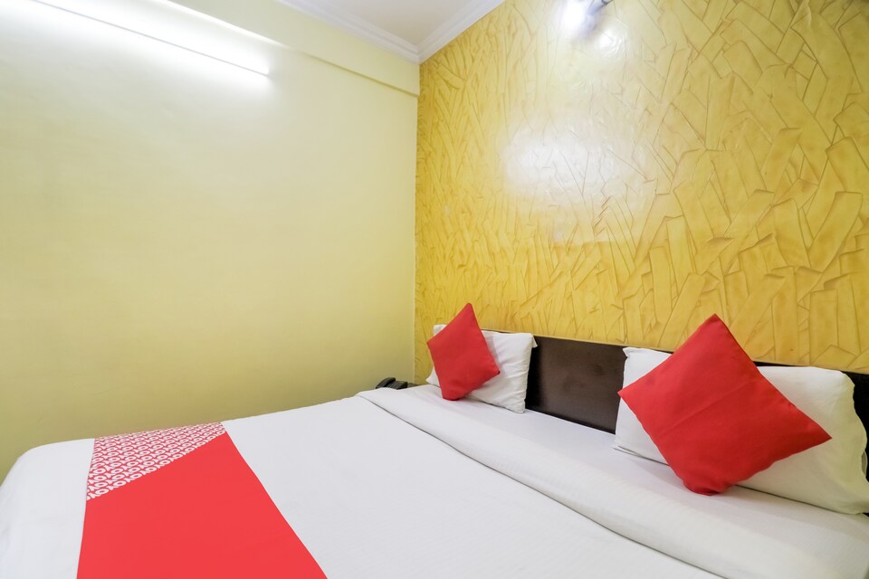 OYO 29629 Atlas, Airport Delhi, Delhi Transit