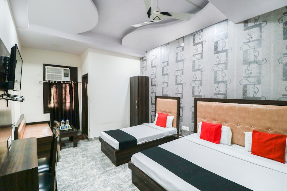 Capital O 29642 Hotel Gsc International, Golden Temple Road Amritsar, Amritsar