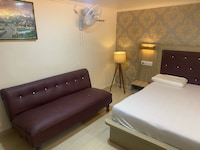 Hotel O by OYO Heaven