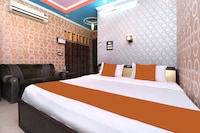 OYO 29647 Hotel Heaven
