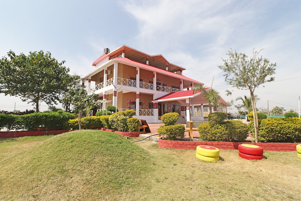 OYO 29648 हॉलिडे होम्स और रिज़ॉर्ट, Kolar Road, भोपाल