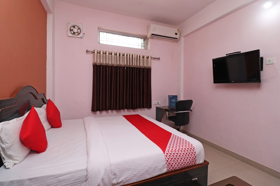OYO 29650 Hotel Shivam Residency And Restaurant, Ambikapur, Ambikapur