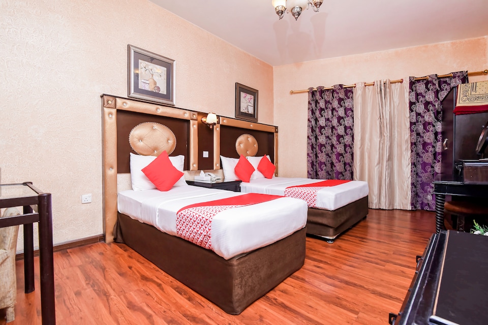 OYO 151 Hafez Hotel Apartments, NAIF, Dubai