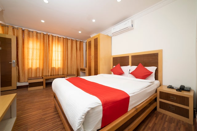 OYO 318 Hotel Pancha Buddha