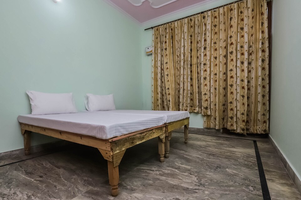 OYO LIFE NOD502 बीटा II, Pari Chowk, ग्रेटर नोएडा