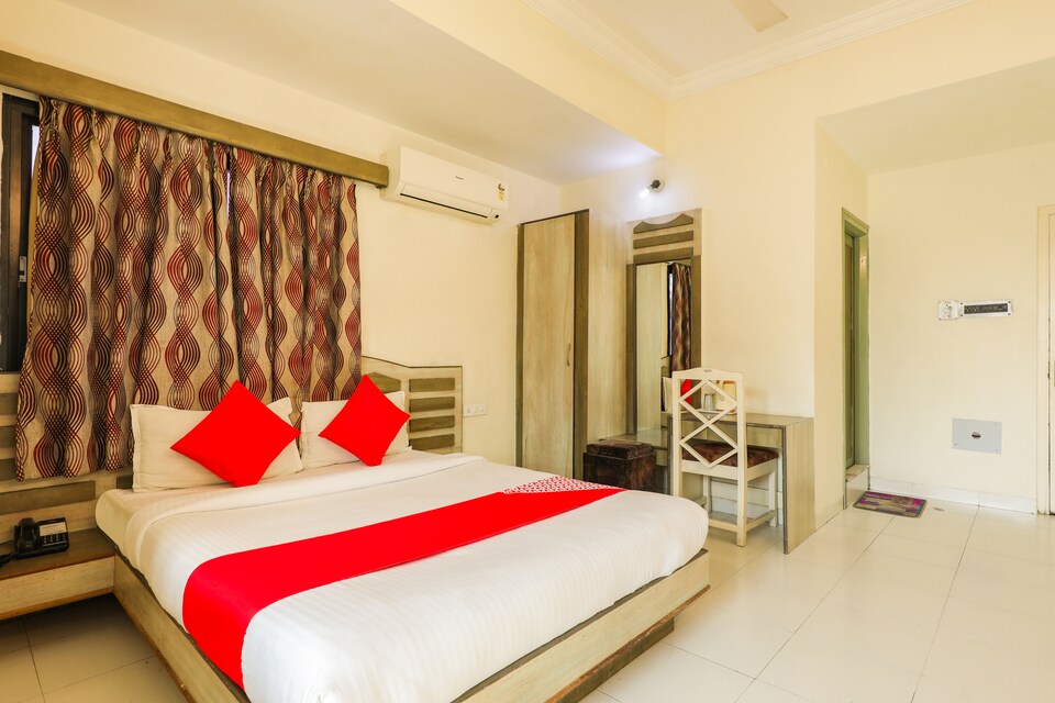 Collection O 14421 Hotel Grand Tower, Main Market Ujjain, Ujjain