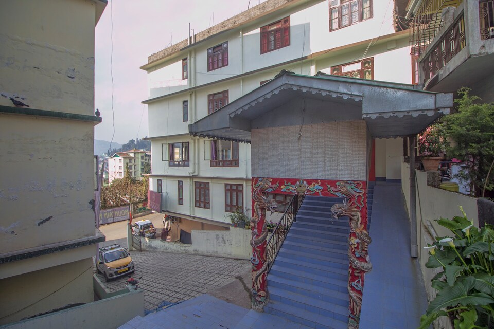 Collection O 29693 Hotel Mountain Retreat, MG Marg Gangtok, Gangtok