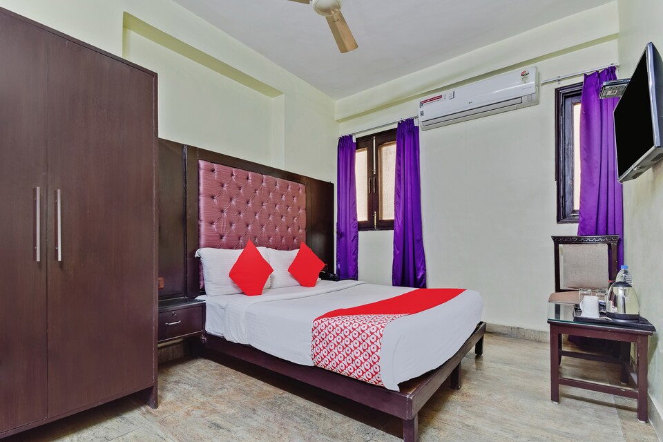 OYO 29708 Sumedha Premium, Greater Kailash Delhi, Delhi