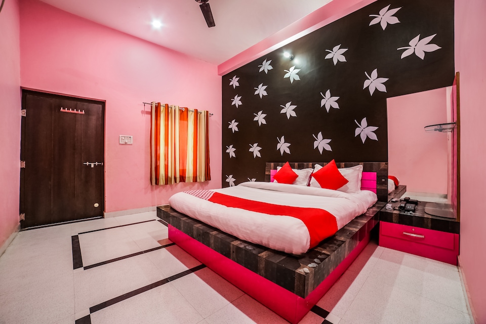 OYO 29719 Hotel Raj Vilas Garden, Sikar, Sikar