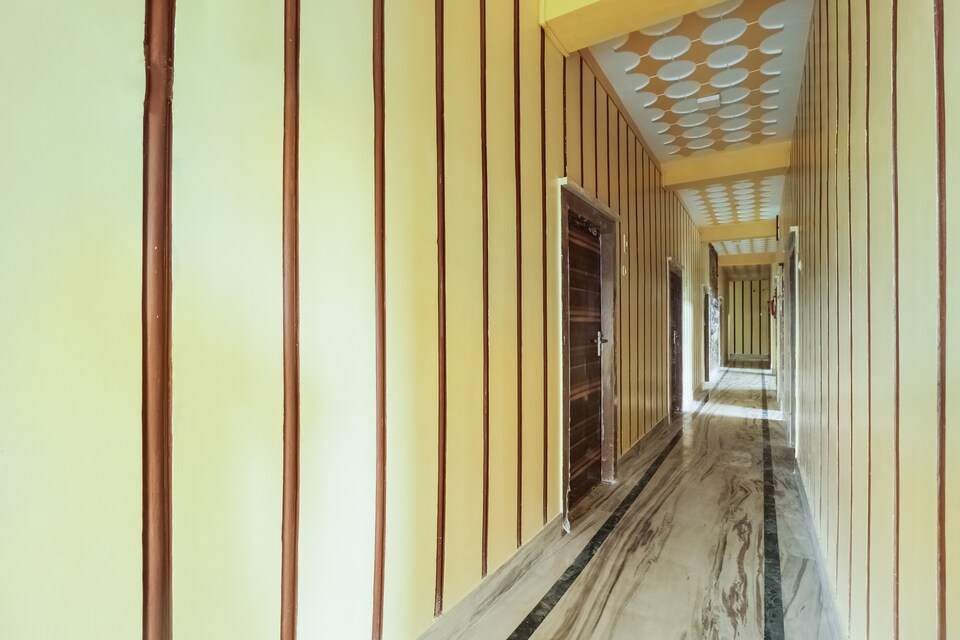 OYO 29723 Hotel Emblic, Shantiniketan, Shantiniketan