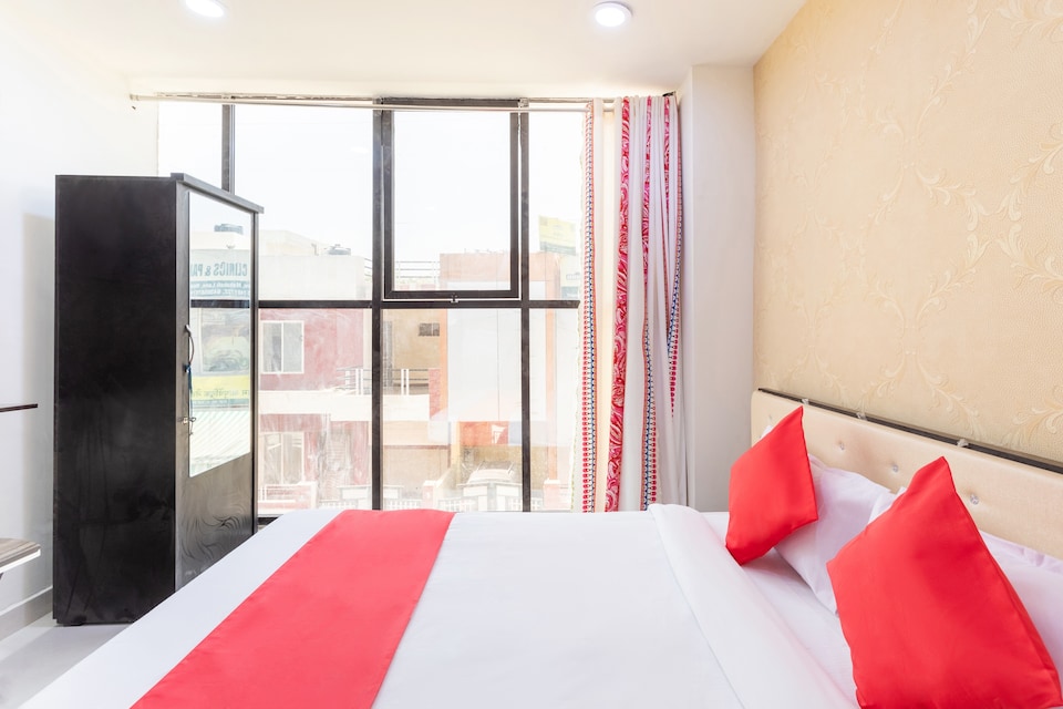 Hotel O Pride Residency, Kolar Road, Bhopal