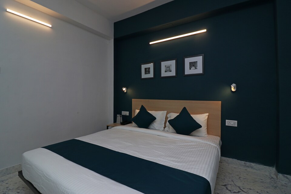 SilverKey Executive Stays 29735 Deshapriya park, Gariahat Kolkata, Kolkata