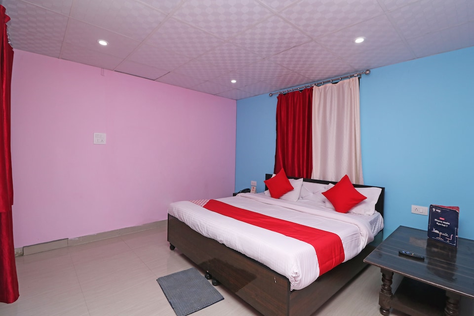 OYO 29749 Forest Cafe Homestay, Kanatal, Kanatal