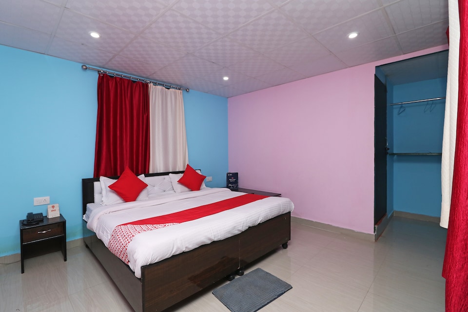 OYO 29749 Forest Cafe Homestay, Kanatal, Kanatal