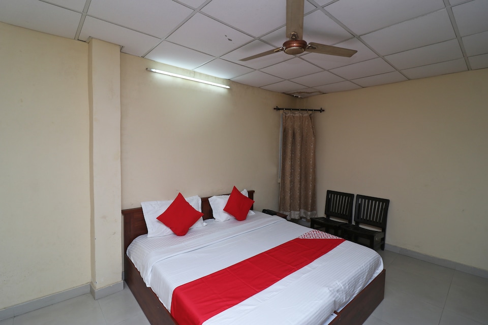 OYO 29753 Raunaq Guest House, Vikas Nagar Lucknow, Lucknow