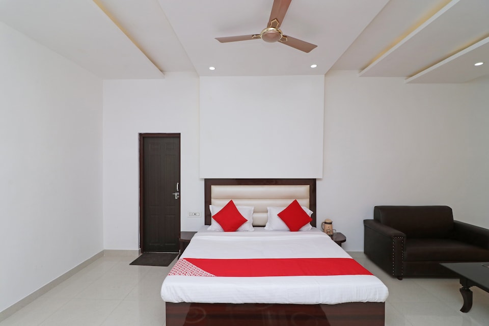 OYO 29755 Hotel Jammu Airlines, Jammu, Jammu