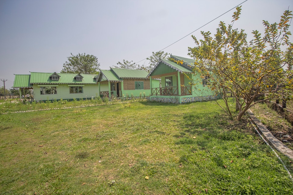 OYO 29761 Dooars Green Resort, New Jalpaiguri Station Area Siliguri, Siliguri