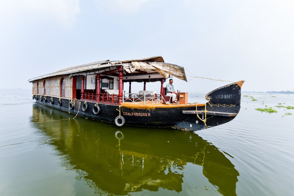 OYO 29787 अमारे लक्जरी 4 Bhk, AC Road Alappuzha, अलाप्पुझा