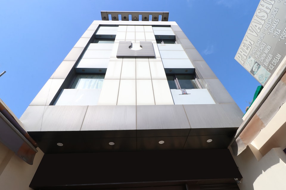 SPOT ON 29801 Hotel Raghav, Mall Road Bathinda, Bathinda