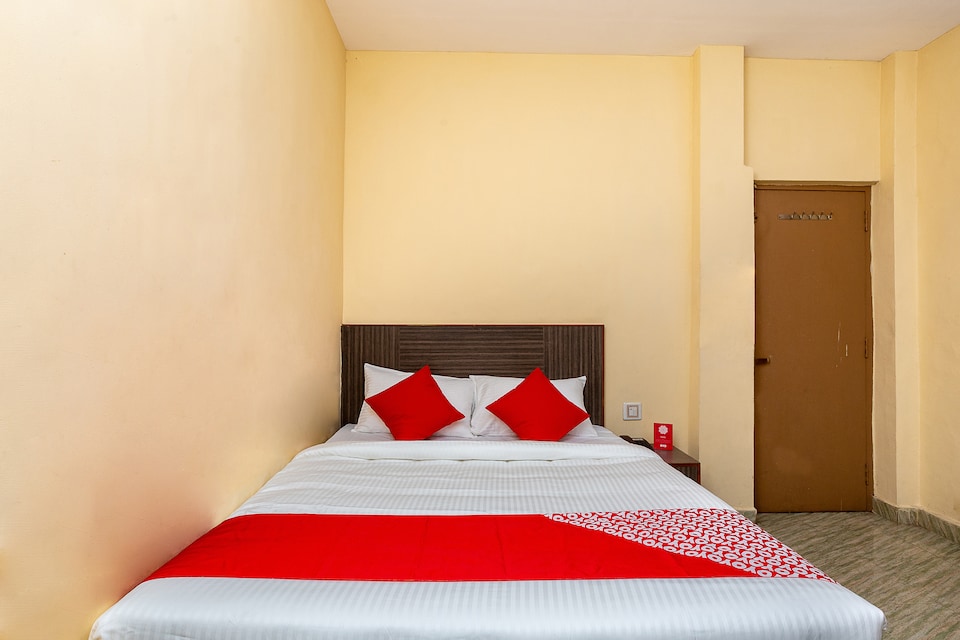 OYO 29805 Mars Guest House, Poonamallee, Chennai