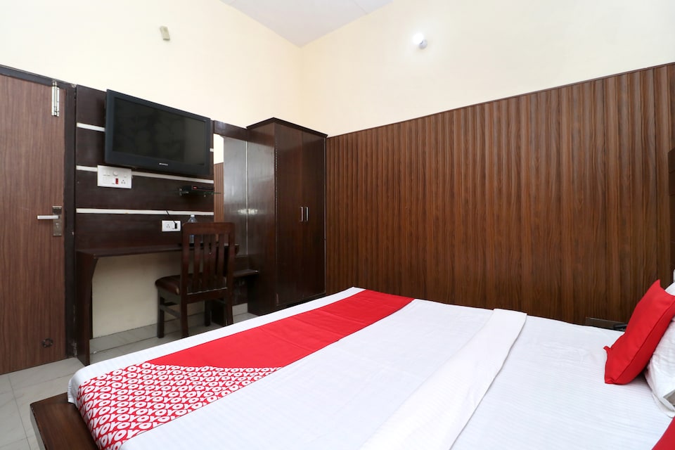 OYO 29806 A K Regency Hotel, Dera Bassi Chandigarh, Chandigarh