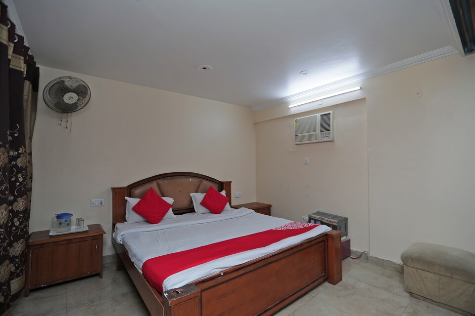 OYO 29807 Hotel The City Heart, Jammu, Jammu