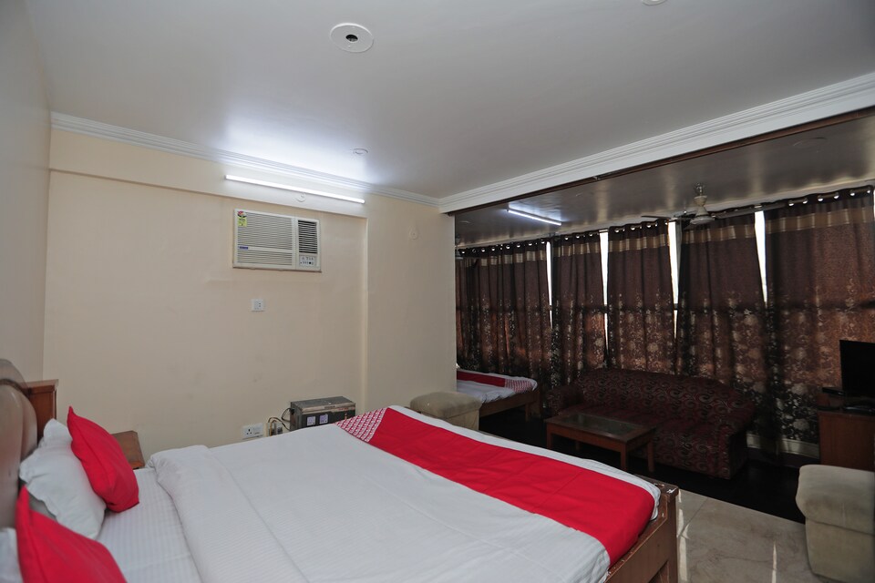 OYO 29807 Hotel The City Heart, Jammu, Jammu