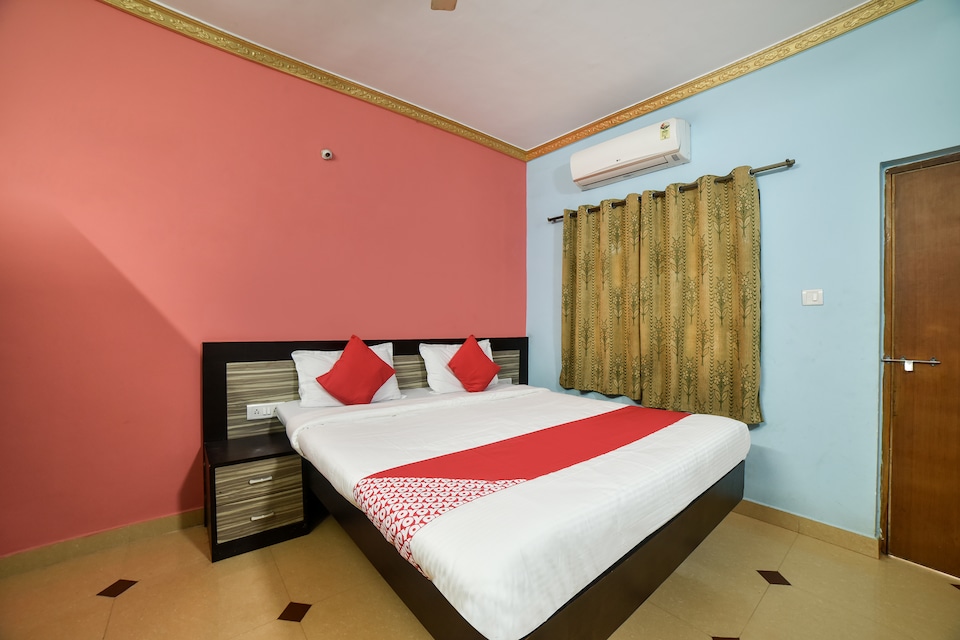 OYO 29823 Om Sai Guest House 2, Calangute Goa, Goa