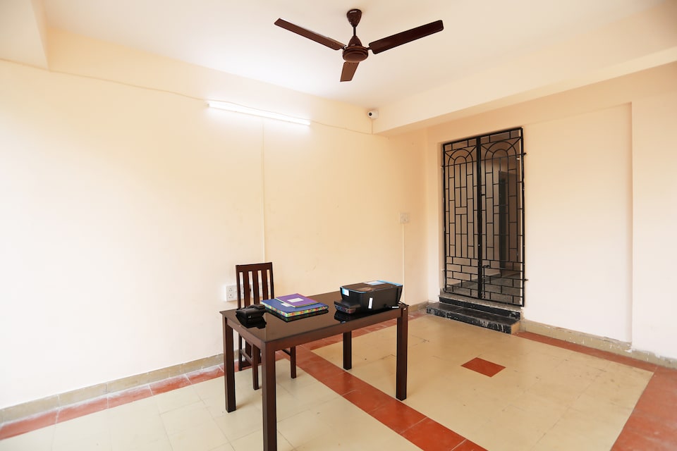 OYO29829 Balaji Guest House, Rajarhat Kolkata, Kolkata