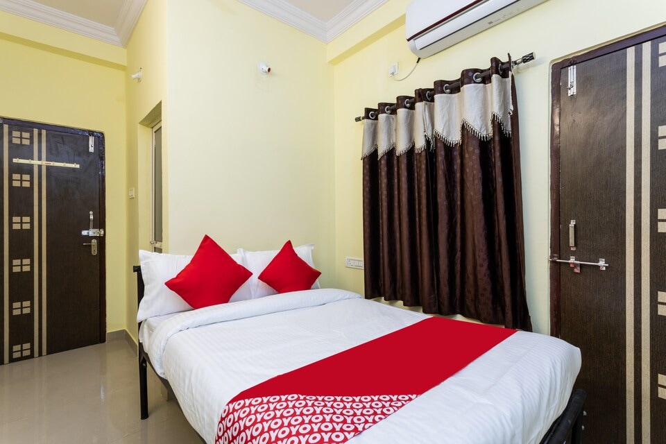 OYO Hotel Harihar, Mahakal Temple 1, Ujjain