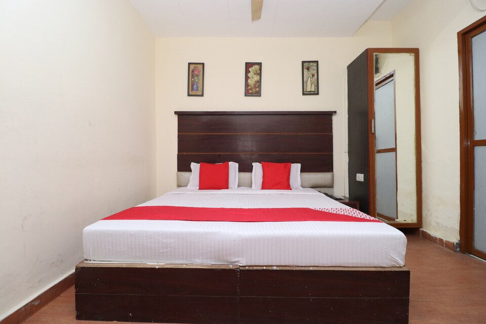 OYO 29852 Hotel Golden View, Jalandhar, Jalandhar