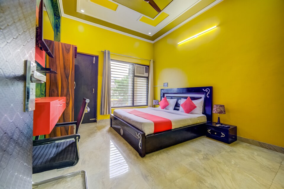  Live as NOD2098, Greater Noida, Noida